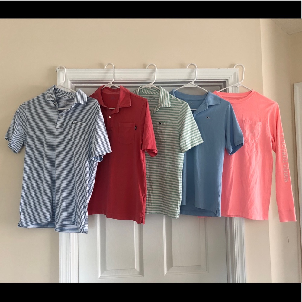 Boy’s Vineyard Vines 5 shirt Lot size Large